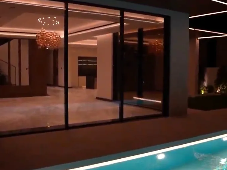 Private Villa, United Arab Emirates — villa lighting by AL SHOLA ALMODEA
